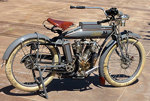 1913 Big Twin R rear view